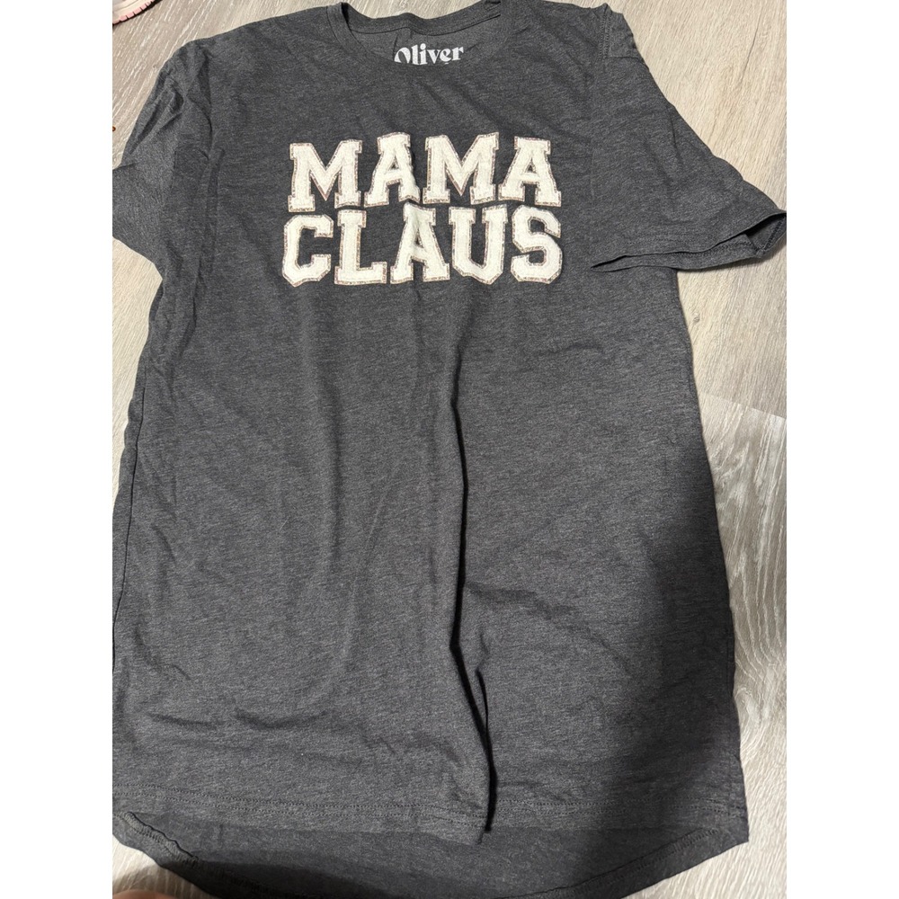Oliver & Otis Mama Claus Graphic T Shirt gown Medium Gray Christmas Holiday